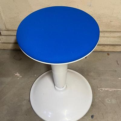 Jaffin Fabric Active Stool