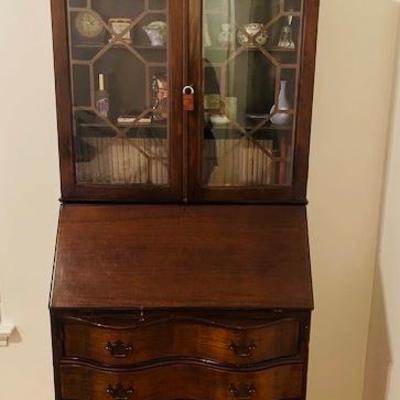 Antique Mahogany Chippendale Style Secretary Desk 
