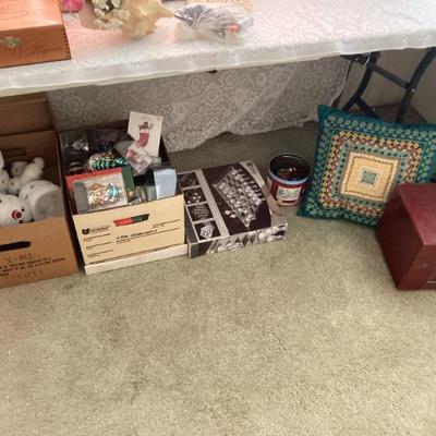 Sale Photo Thumbnail #94