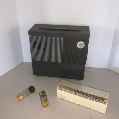 Sawyer’s Vintage Slide Projector & Replacement Bulbs