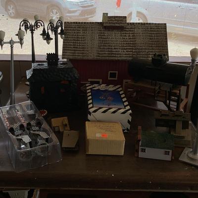 Miscellaneous Model Train Accessories