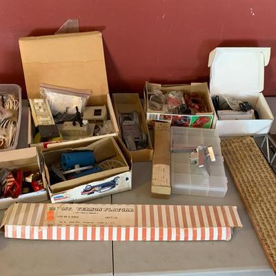 Miscellaneous Model Train Parts and Accessories