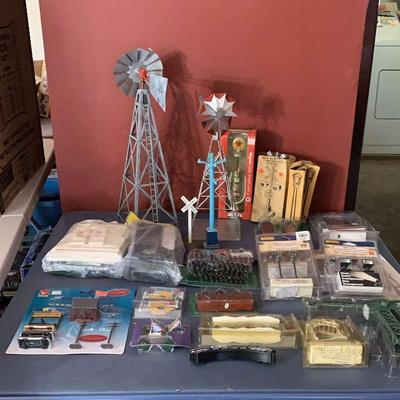 Model Train Town Accessories 