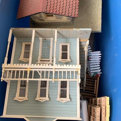 Model Railroad Housing Pieces