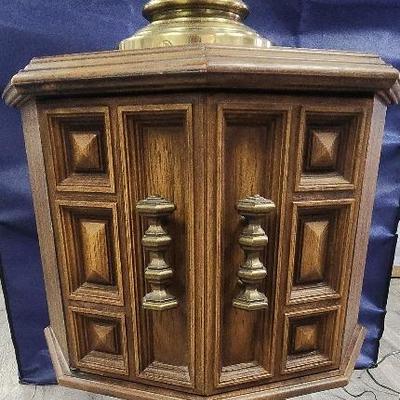 Mid Century End Table & Table Lamp