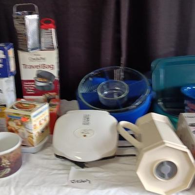 Misc. Kitchen, Pyrex, Small Appliances 