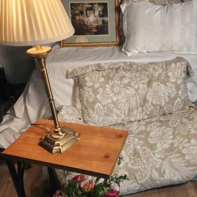 Bedroom & Beyond - King Comforter, Night Stand, Wall Hanging, Table Lamp, Artificial Flowers 