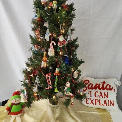 Prelit 4' Decorated Christmas Tree 