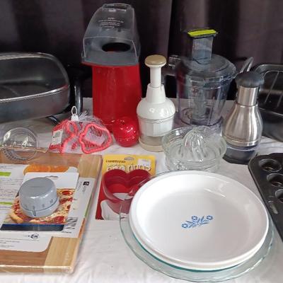 Corning Ware, Pie Plates, Various Kitchen Helpers