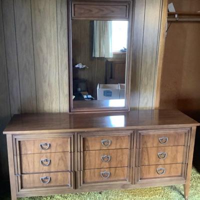 Late Century Dixie Dresser