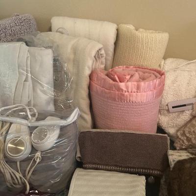 Sale Photo Thumbnail #554
