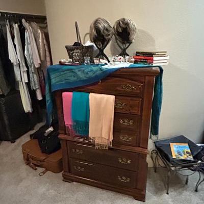 Sale Photo Thumbnail #535