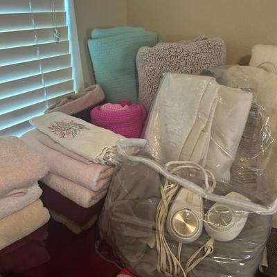 Sale Photo Thumbnail #553