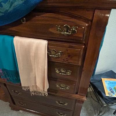 Sale Photo Thumbnail #536