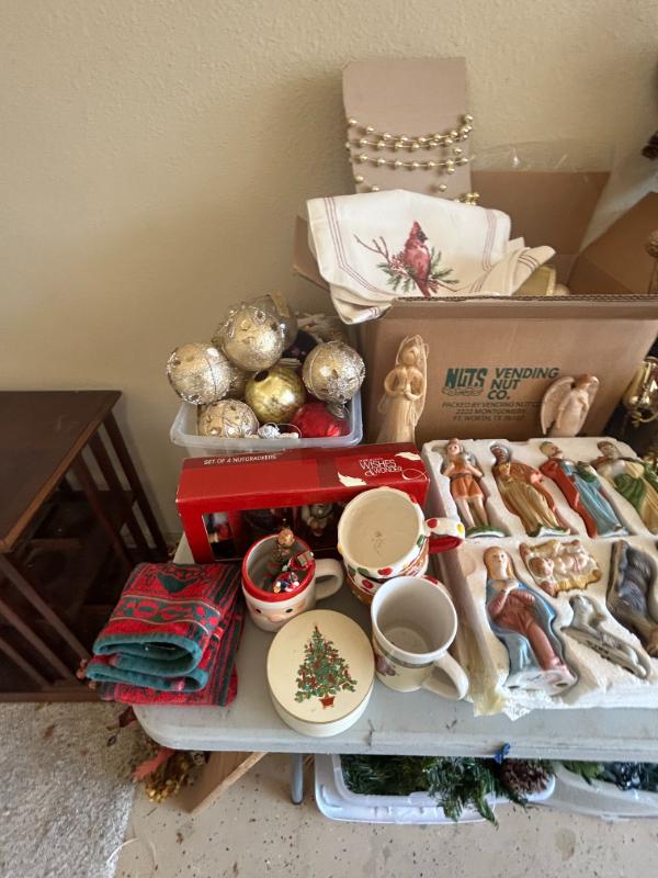 Sale Photo Thumbnail #654