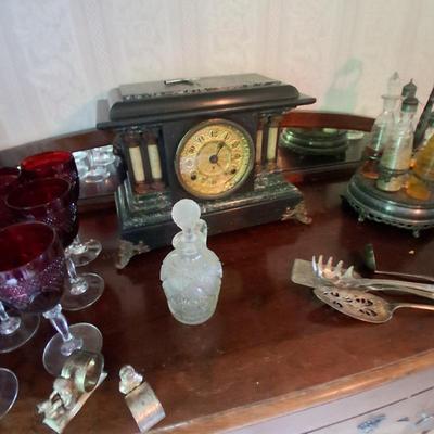 MANTLE CLOCK