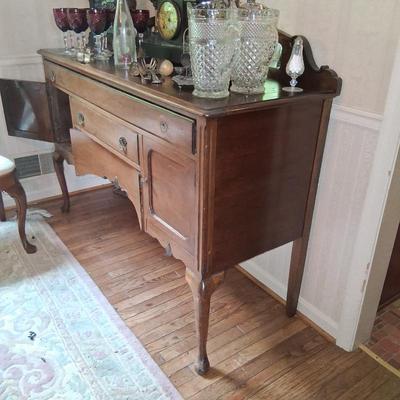 WALNUT  ART DECO SIDEBOARD