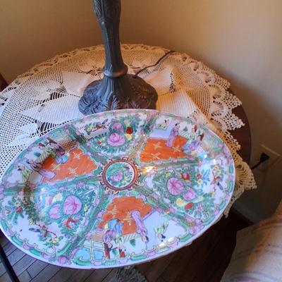 ROSE MEDALLION CHINESE ANTIQUE PLATTER