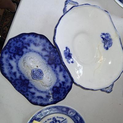 Royal Woodard flow blue tureen