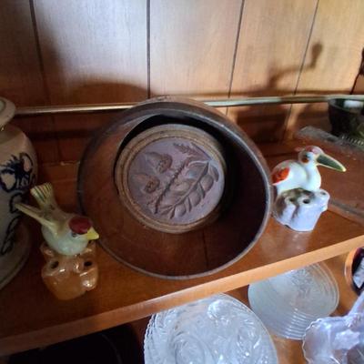 Sale Photo Thumbnail #137: ANTIQUE BUTTERMOLDS