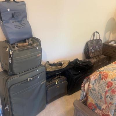 Sale Photo Thumbnail #93: Luggage 
