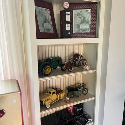 Sale Photo Thumbnail #46: Man cave decor 