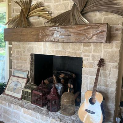 Sale Photo Thumbnail #35: Acoustic guitar