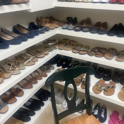 Sale Photo Thumbnail #91: Ladies shoes, most size 9