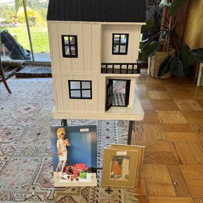 Dollhouse 