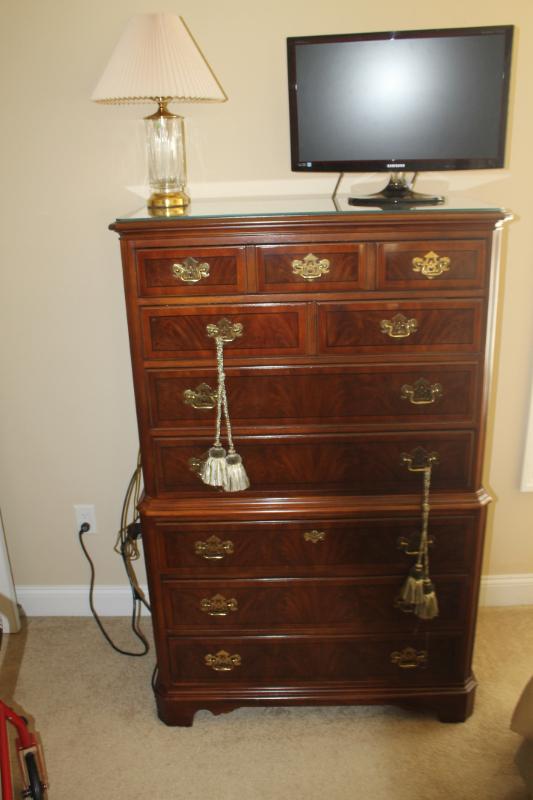 Sale Photo Thumbnail #333