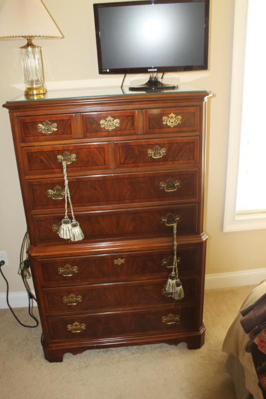 Sale Photo Thumbnail #334