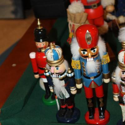 Sale Photo Thumbnail #197