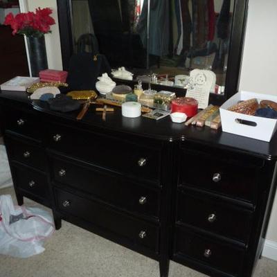 Sale Photo Thumbnail #16