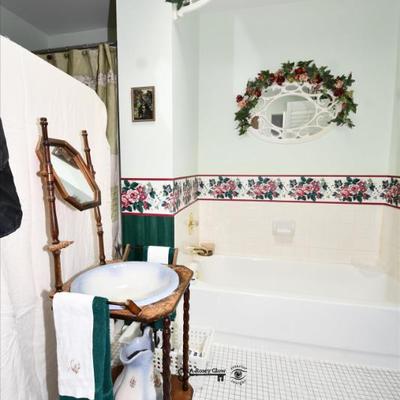 0607 bathroom bedroom a