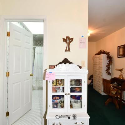 1060 hallway