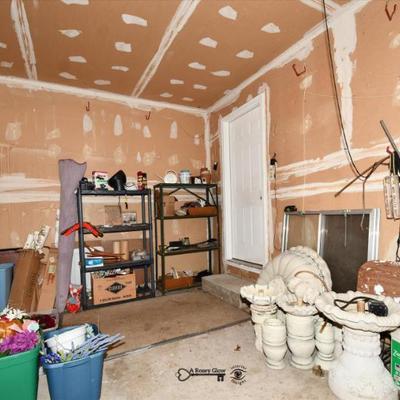 1340 garage
