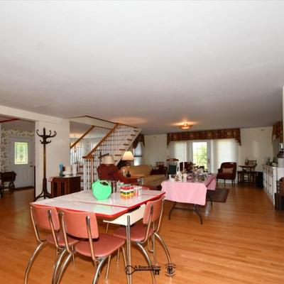 0033 family room