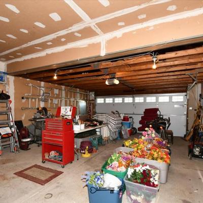 1336 garage