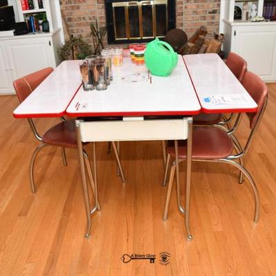 0039 family room