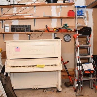 1358 garage