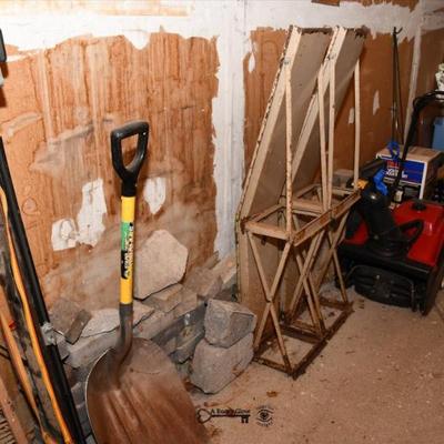 1405 garage