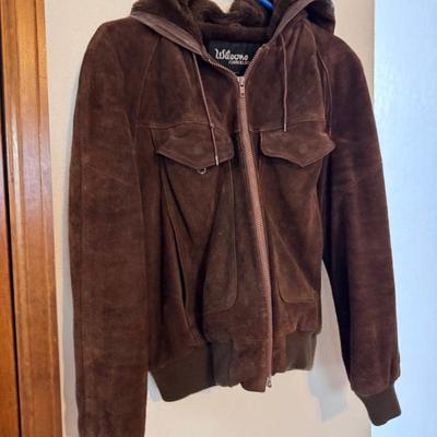 Sale Photo Thumbnail #597