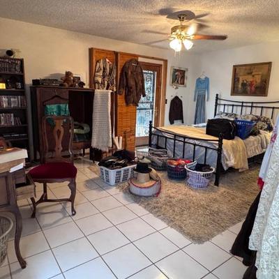 Sale Photo Thumbnail #553