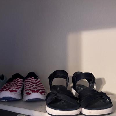 Sale Photo Thumbnail #561