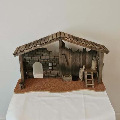 Large Nativity Stable Creche - For Use with Large Lladro Nativity or Similar
