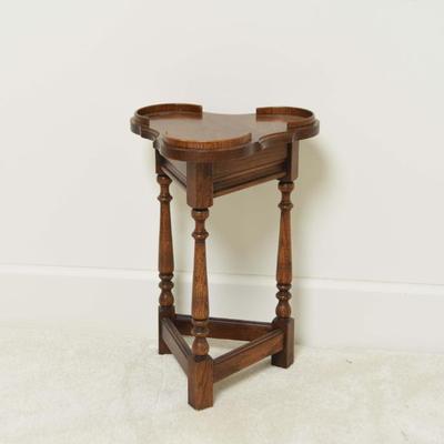 Vintage 3-Leg Accent or Plant Table
