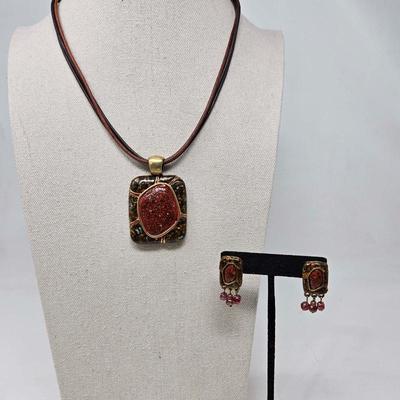 Chico's Gold Tone Crushed Red Coral Pendant Necklace & Pierced Earrings
