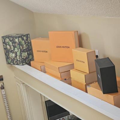 Sale Photo Thumbnail #330