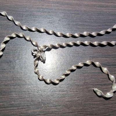 Unique Italian Sterling Silver Necklace , 18" tw 0 .161 Oz