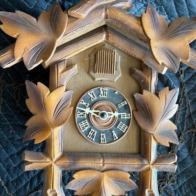 Cuckoo Clock Vintage German Made Carved Leaf Bird Cuckoo Clock